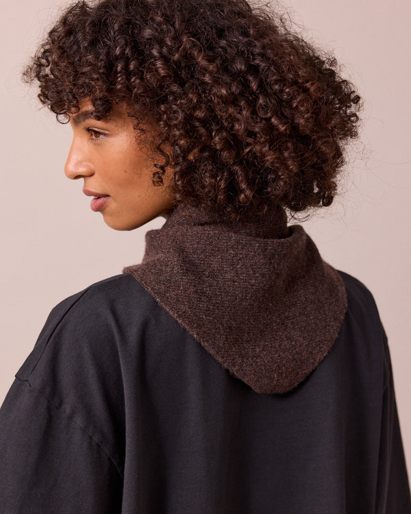 model wears knitted cocoa neckerchief