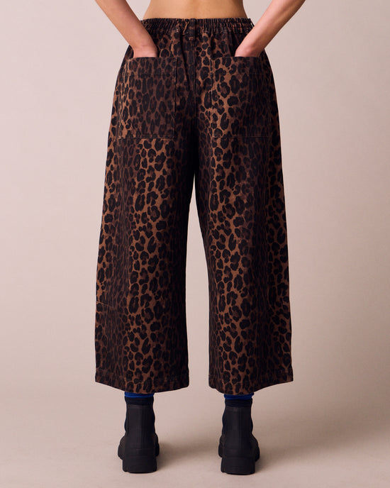 model wears bonnie dark leopard denim jeans  back