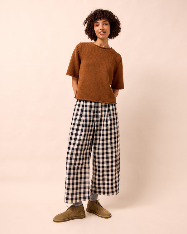 model wears bailey tobacco knitted t shirt