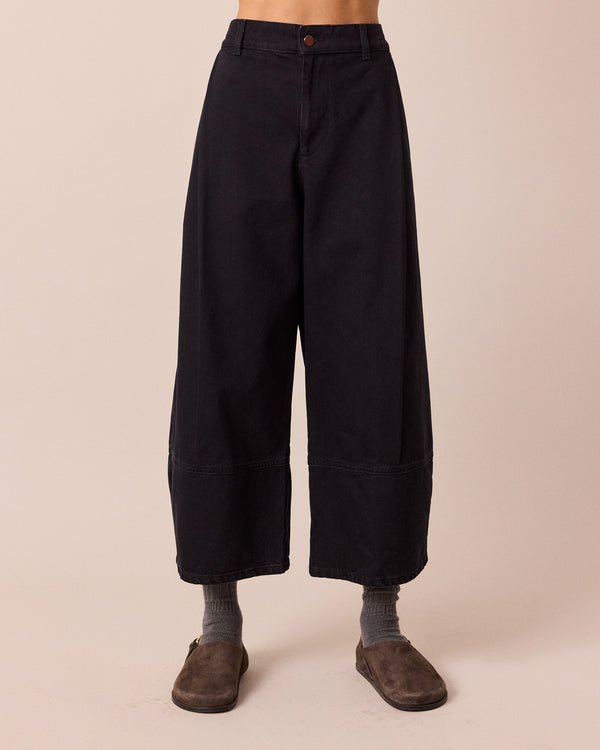 model wears blair washed black denim jeans front