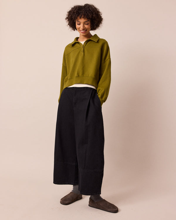 model wears blair washed black denim jeans right