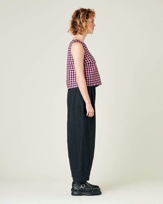 model wears black daisy linen trousers 