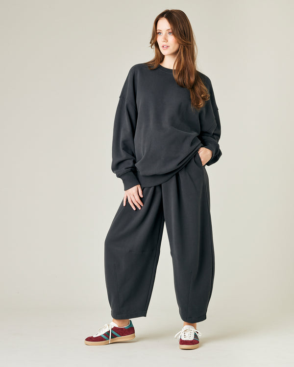 pregnant model wears slate jersey riley jumper