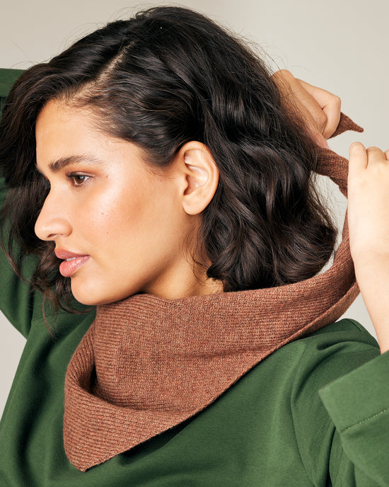 model wears knitted hazelnut neckerchief