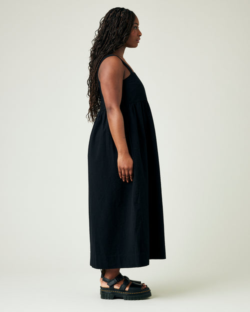 model wears black seersucker suki dress