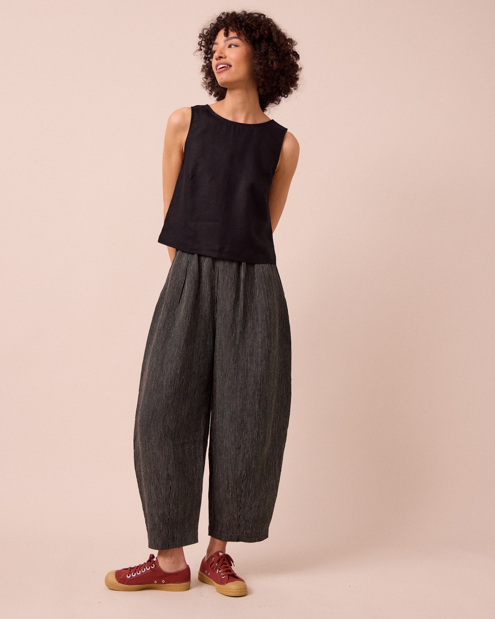 Daisy Black & Ecru Pencil Stripe Linen Trousers – Beyond Nine