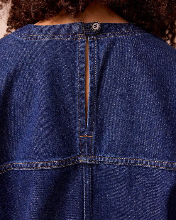 model wears deedee mid blue wash denim t shirt