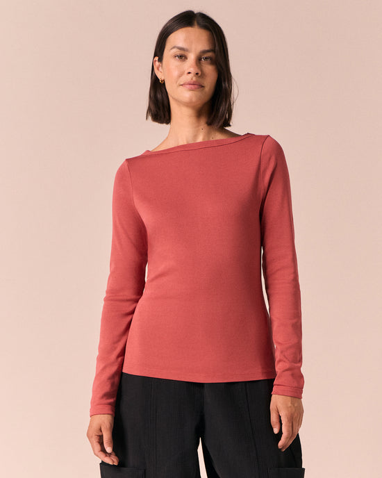 model wears havana rosewood jersey top