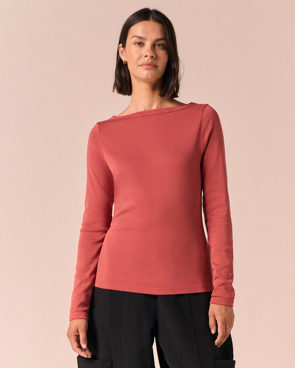 model wears havana rosewood jersey top