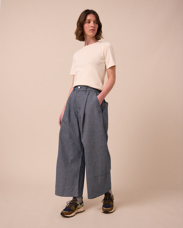 model wears lottie bone jersey top