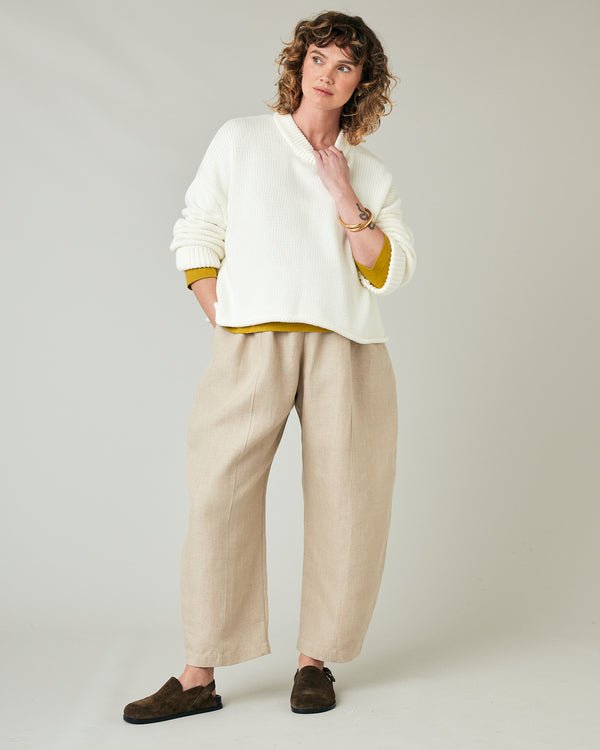 pregnant model wears oat mabel linen trousers