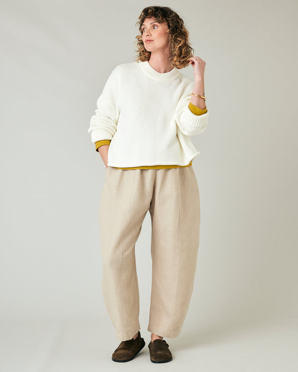 pregnant model wears oat mabel linen trousers