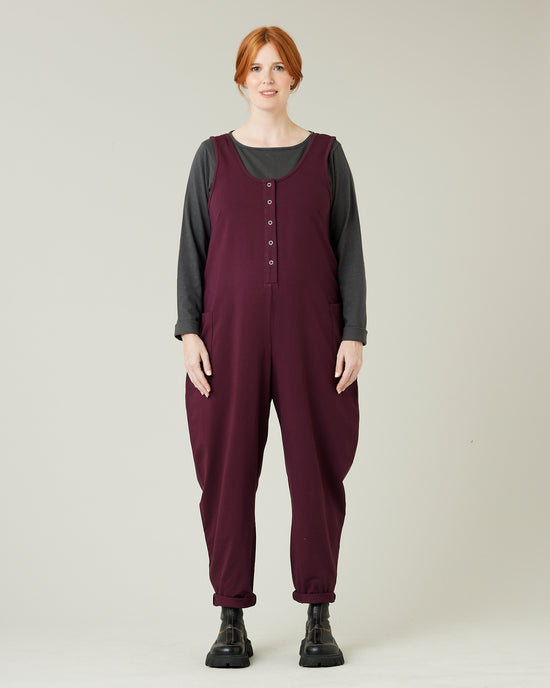 pregnant model wears wine cotton jersey poppy jumpsuit