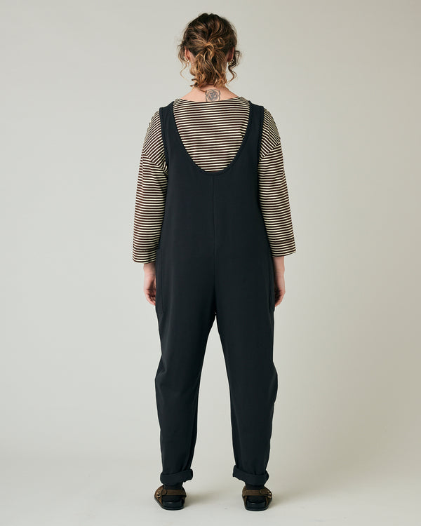 pregnant model wears slate jersey poppy jumpsuit