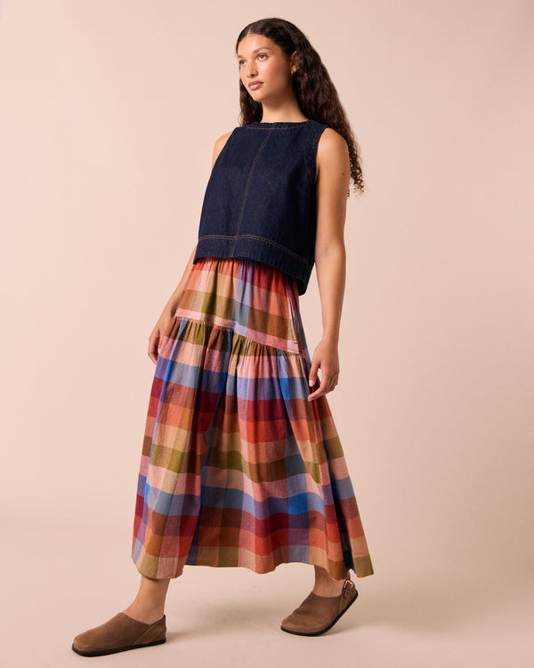 model wears talia sundown check linen skirt