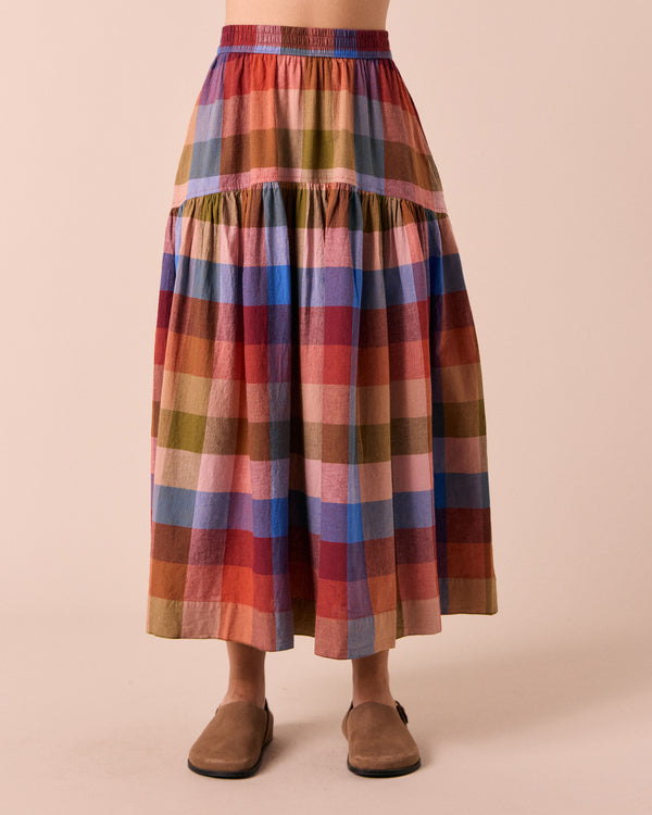 model wears talia sundown check linen skirt