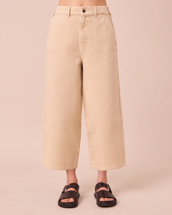 model wears tavi raffia denim jeans front