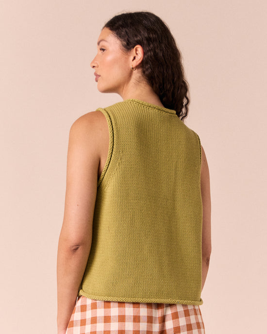 model wears tia gree knitted vest 