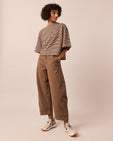 model wear tori caramel trousers right