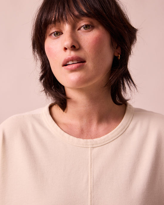 model wears yuna bone jersey top